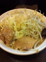 「らーめん７３０円（野菜、玉ねぎ、アブラ増し）」@ら〜めん ぽっぽっ屋 本店の写真