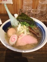 「煮玉子塩そば」@豊田町製麺所 バッチ屋の写真