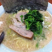 「ラーメン（麺固め　アブラ多め）500円」@ラーメンショップ 大木店の写真