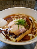 「会津地鶏の醤油らーめん700円」@ラーメン屋 ガイ・キッチン（仮）の写真