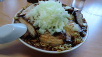 「大盛りチャーシュー麺+薬味900円」@梅乃家の写真