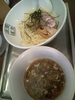 「醤油つけ麺」@亜流本道の写真