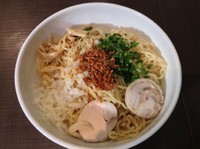 「まぜそば（中盛り）」@濃厚鶏そば 麺屋武一 秋葉原店の写真