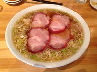 「チャーシューワンタン麺 かため」@ウミガメ食堂の写真