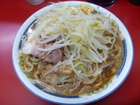 「小ラーメン（にんにく）　５００円」@ラーメン二郎 目黒店の写真