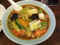 「とりそば(600円)+餃子(270円)」@龍味 横浜トーヨー街店の写真