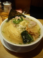 「生姜醤油ラーメン(塩味)680円」@生姜醤油専門 我武者羅 幡ヶ谷本店の写真