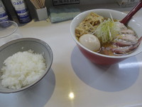 「熟成淡麗麺極み+ごはん」@鶏湯ラーメン ばふ。の写真