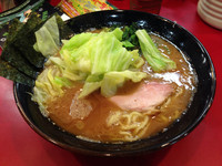 「チャーシュー麺中盛 キャベツ」@杉田家 千葉祐光店の写真