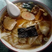 「ワンタンメン400円」@だるま食堂の写真