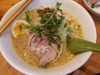 「鶏パイタンSOBA＋SPAMおにぎり」@麺屋 Hulu-luの写真