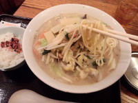 「長崎ちゃんぽん（ライス付）780円」@三芳八の写真