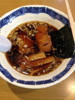 「黒中華そば」@燃えろドラゴンの写真