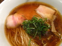 「醤油拉麺」@創作麺工房 鳴龍の写真