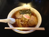 「手打ちラーメン」@牛乳屋食堂の写真
