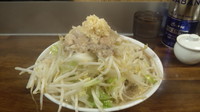 「しょうゆラーメン ニンニクアブラ」@ラーメン凛 砂町店の写真
