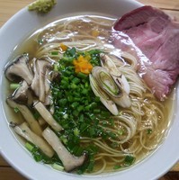 「秋の牛そば ７５０円【昼夜各１０食限定】」@博多らーめん バリ龍の写真