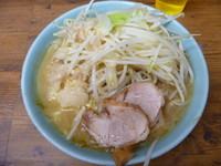 「ラーメン（にんにく、脂）　７００円」@ラーメン二郎 池袋東口店の写真