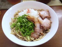 「俺あぶらそば（特盛）」@俺とあぶら Select 神田支店給油所の写真