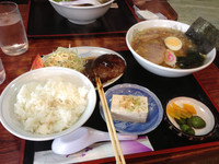 「ハンバーグセット900円」@大野飯店の写真