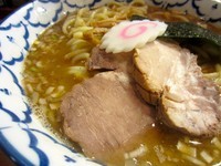 「中華そば・中盛り」@麺恋処 いそじの写真