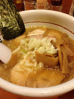 「超こだわり醤油焼豚麺」@一伝家の写真