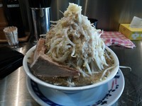 「らーめん（ヤサイアブラ、ニンニク少なめ）￥680」@らーめん大 京都深草店の写真