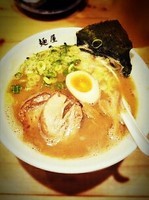 「鶏白湯魚介らーめん６８０円＋Ａセット５０円」@麺屋 辰の写真