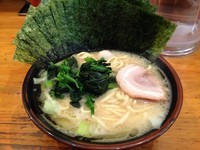 「ラーメン並 脂多め のり増し×2」@横濱家系ラーメン ちとせ家の写真