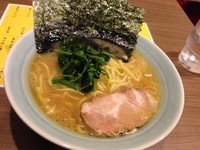 「らーめん並」@ラーメン たかし屋 千葉駅前店の写真