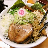 「【限定】俺がまぜそばを作りすぎて世界がリトル黙示録　800円」@麺屋 猪貴 -CHOKI-の写真