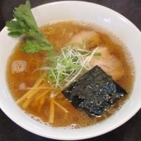 「しょうゆラーメン」@三角山五右衛門ラーメン 狸小路店の写真