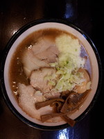「特製ラーメン＋小ごはん」@らーめん ほしのの写真