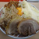 小汁なし（850円）＋粉チーズ（50円）ヤサイニンニクアブラ