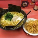 ラーメン中盛＋ネギ皿　￥900
