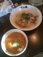 「つけ麺６５０円+半ライス(ﾗﾝﾁｻｰﾋﾞｽ)」@らーめん 天の道の写真