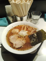 「味たまそば」@SOBAHOUSE金色不如帰の写真