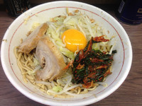 「小 汁なし 650円 + 80円 ＋ニラキムチ 80円」@ラーメン二郎 横浜関内店の写真