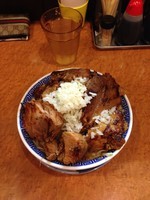 「ふじそばバカブタ 中盛り」@雷神 角ふじの写真