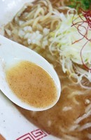 「醤油らーめん　７００円」@らーめん 弥七の写真