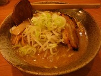 「仙台味噌味噌漬け厚切り炙りチャーシュー１枚入り（大盛：サー）」@麺屋 一樹の写真