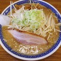 とんラーメン（麺固め　アブラ多め）750円