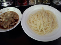 「つけ麺650円」@中国手打拉麺 馬賊 日暮里店の写真