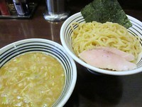 「鶏つけ麺（醤油：中盛）」@鶏々 TORIDORIの写真
