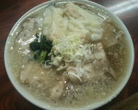 「白の肉そば＋えびわんたん （130721）」@伊藤商店の写真