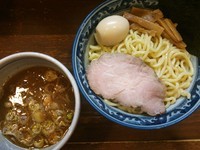 「つけ麺＋燻玉 （130815）」@兎に角 松戸店の写真