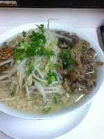 「亀ふじ系らー麺（中盛50円+油多め）」@勝新亀ふじの写真