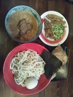 「つけめん 豚骨魚介(並)(あつもり)＋半熟煮玉子＋名物 唐揚」@豚骨 豚野郎 大宮店の写真