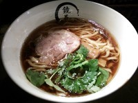 「醤油ラーメン780円＋ビール」@らーめん愉悦処 鏡花の写真