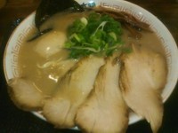 「特製六助盛り味噌豚骨」@豚骨商店 ゆい六助の写真